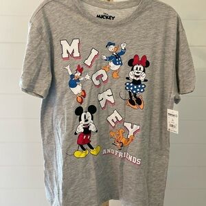 Disney Mickey and Friends‎ Women's Gray Graphic Tee NWT